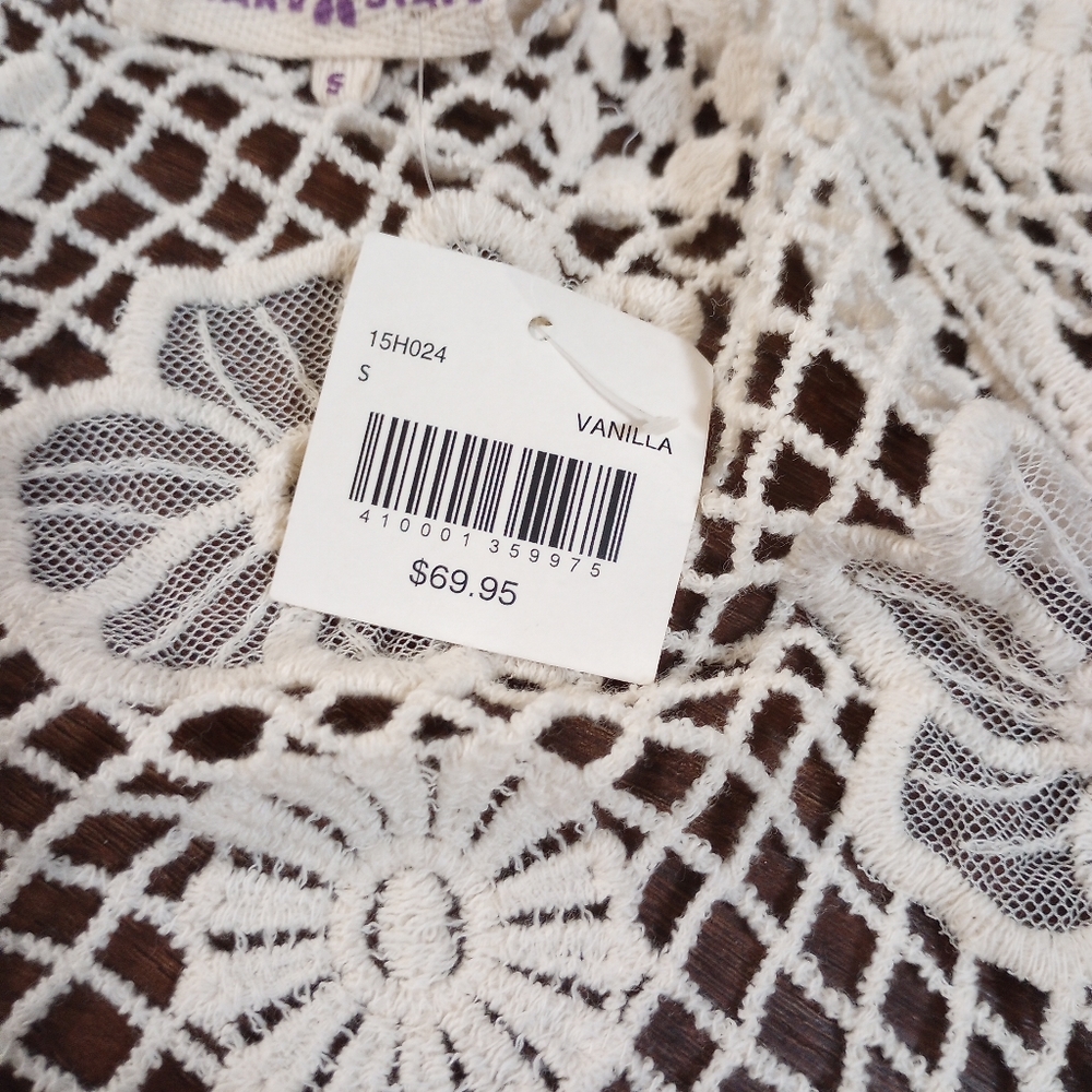 Altered State Crochet Cover-up - Picture 9 of 11